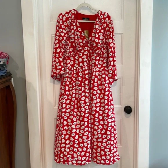 Suzanne Betro | Dresses | Susanne Betro Nwt Womens Red Dress With White And Blue  Flowers Size Xl | Poshmark